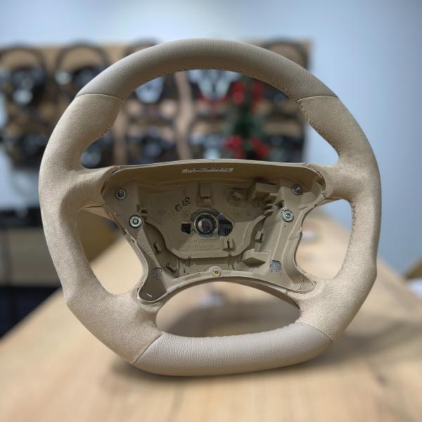 W211 CLK W209 CLS W219 SL R230 Lenkrad neu Beziehen